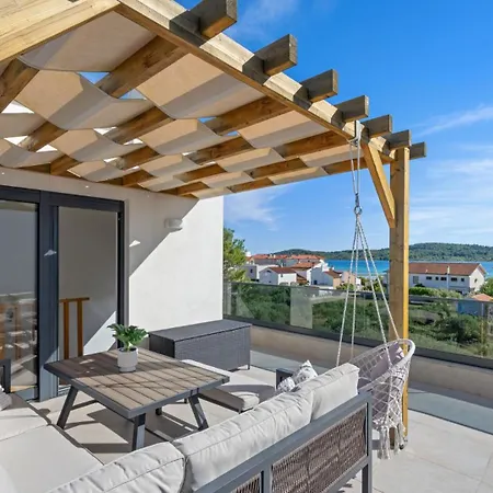 Boho House By Guide Villa Vodice