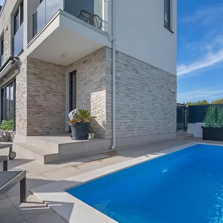 Villa Boho House By Guide Vodice