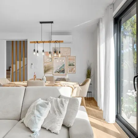 Boho House By Guide Villa Vodice
